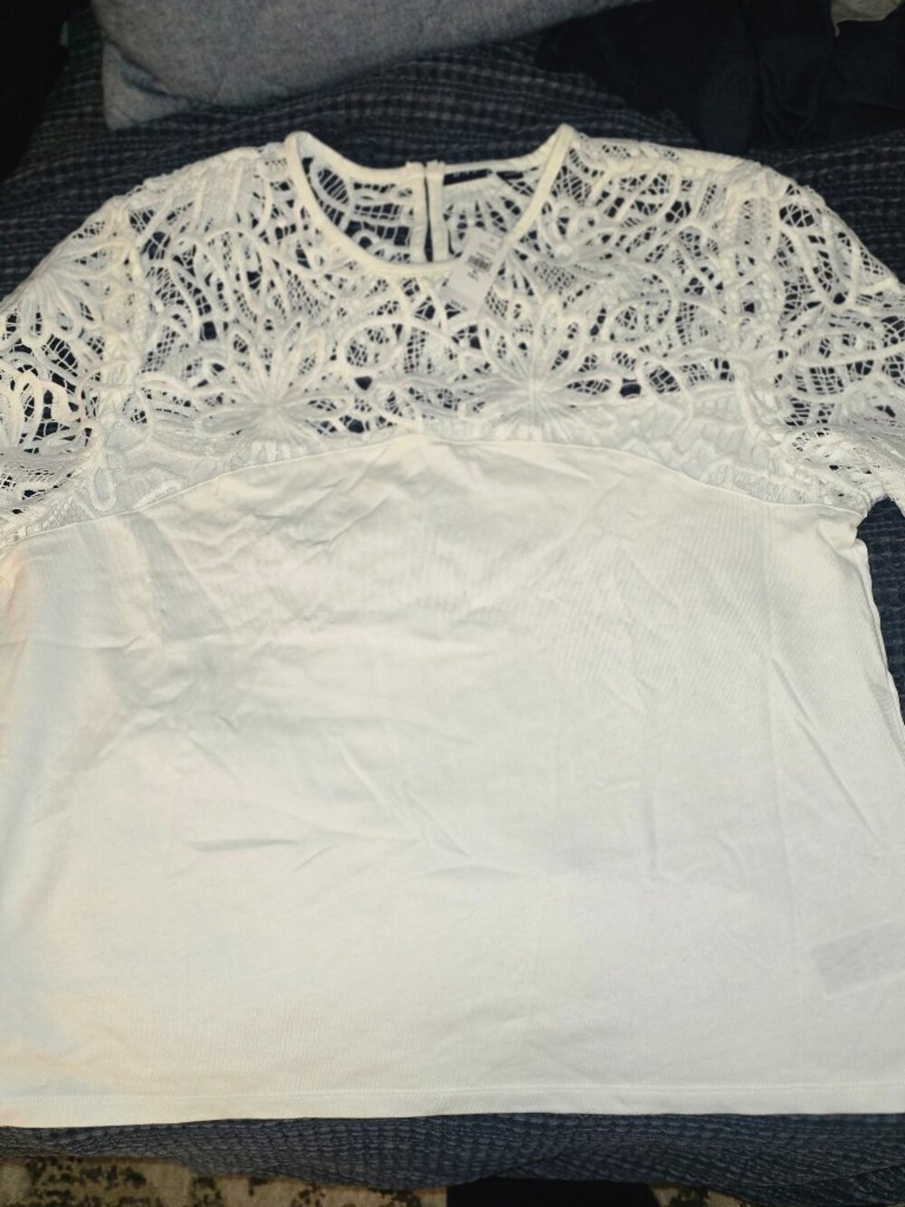Gap Cotton & lace heavyweighrt Tee Sized XL Tall NWOT